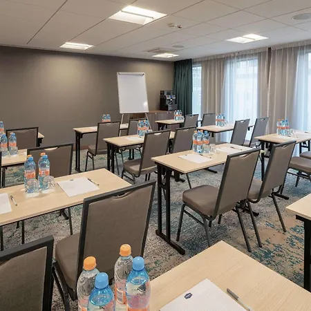 Hampton By Hilton Mokotow Hotel