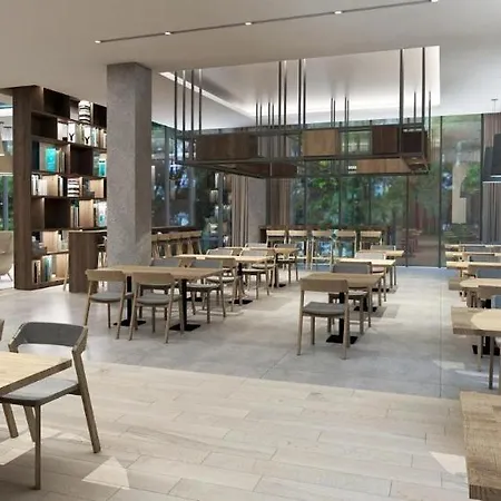 Hampton By Hilton Mokotow Hotel 3*