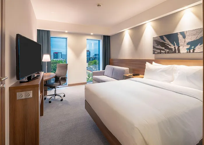 Hampton By Hilton Mokotow 3*