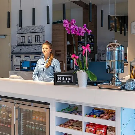 Hampton By Hilton Mokotow 3*