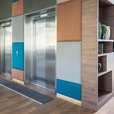 Hampton By Hilton Mokotow ורשה