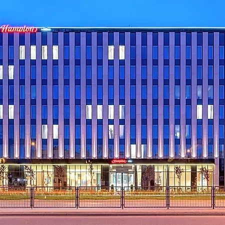Hampton By Hilton Mokotow فندق