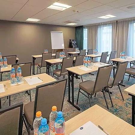 Hampton By Hilton Mokotow 3* وارسو