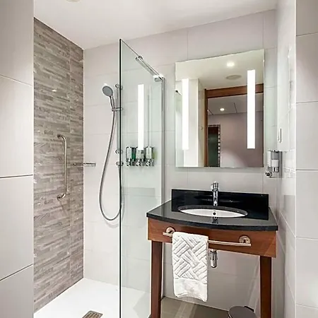 Hampton By Hilton Mokotow وارسو