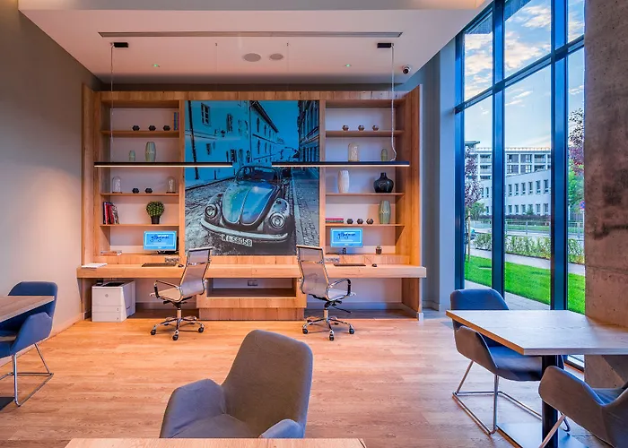 Hotel Hampton By Hilton Mokotow 3*