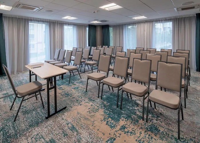 Hampton By Hilton Mokotow Hotel