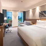 Hampton By Hilton Mokotow 3*